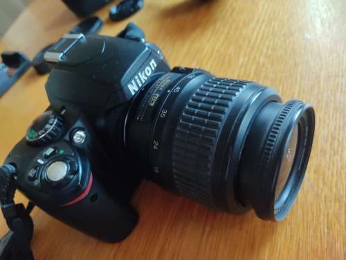 Nikon D40 DSLR Camera