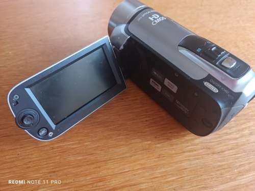 Canon HF-R106 Camcorder