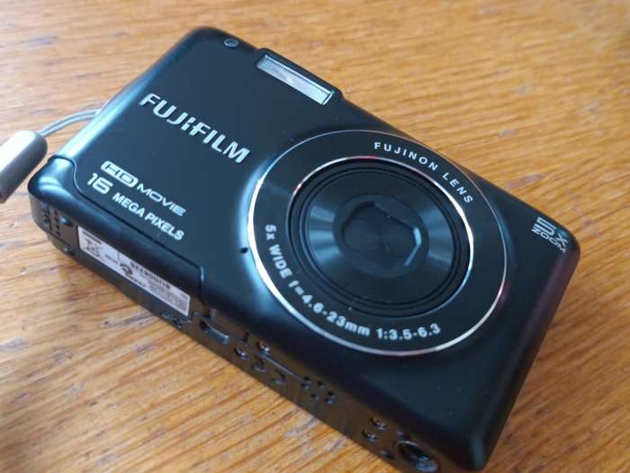 FUJIFILM JX660 - 16MP - 5x Zoom - Digital Camera