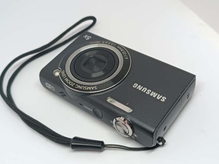 Samsung SH100 - 14.2MP - 5x Zoom - Smart Wifi Digital Camera