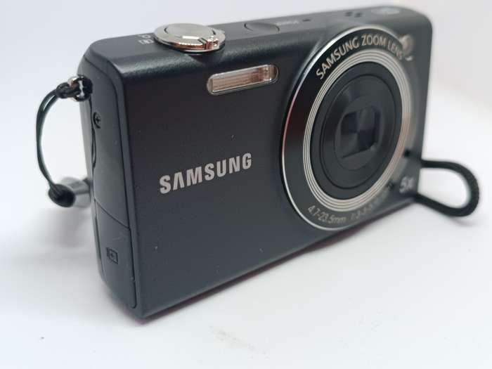 Samsung SH100 - 14.2MP - 5x Zoom - Smart Wifi Digital Camera