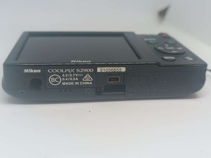 Nikon Coolpix S2900 - 20.1MP - 5x Zoom - Digital Camera