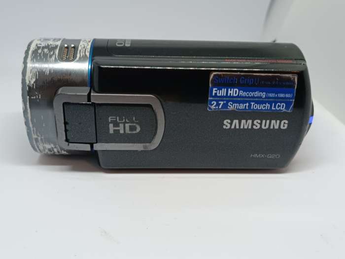 Samsung HMX-Q20 HD Flash Camcorder