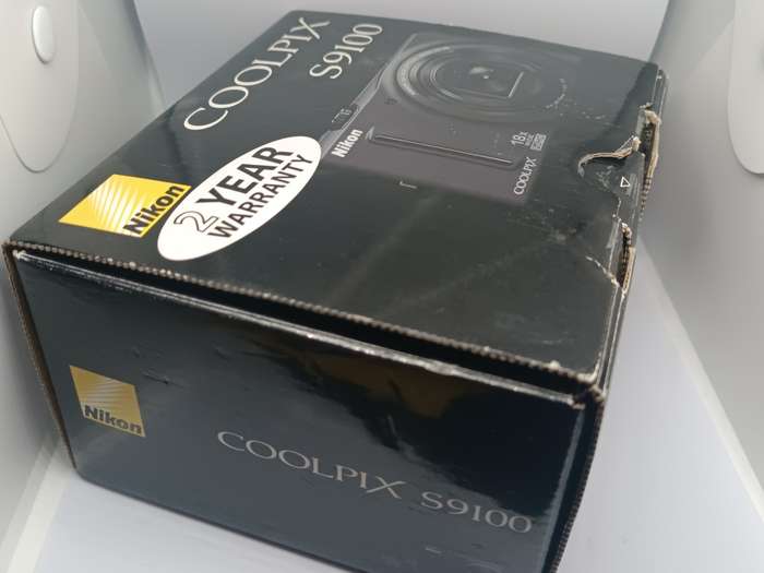 Nikon Coolpix S9100 - 12.1MP - 18x Zoom - Digital Camera