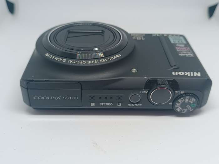 Nikon Coolpix S9100 - 12.1MP - 18x Zoom - Digital Camera