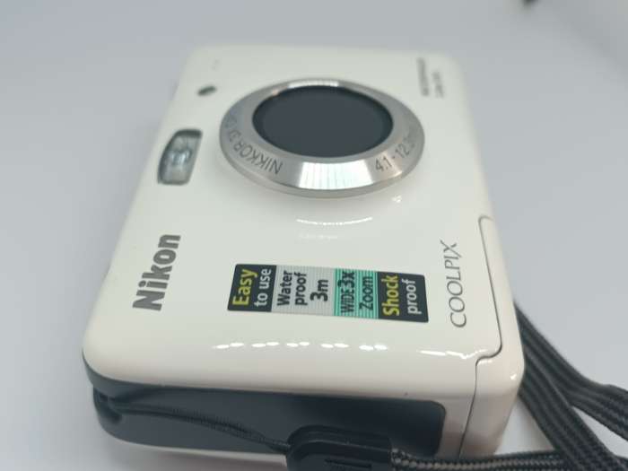 Nikon Coolpix S30 - 10MP - 3x Zoom - Waterproof Digital Camera