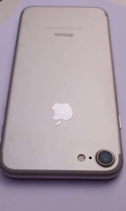 iPhone 7 - 32GB