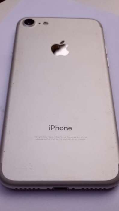 iPhone 7 - 32GB