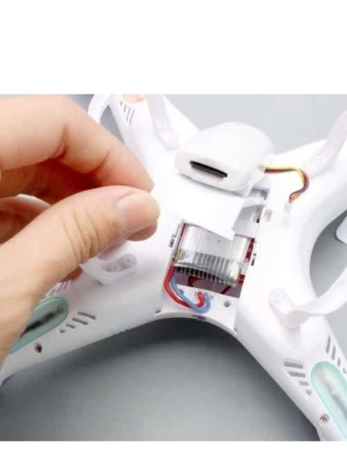 Quadcopter Drone  - White - Display model
