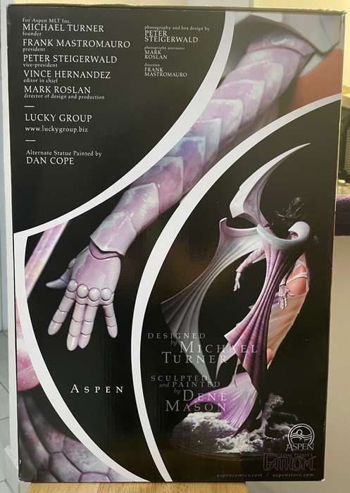 Michael Turner`s Fathom Aspen Collectable Statue - 370/900 Limited