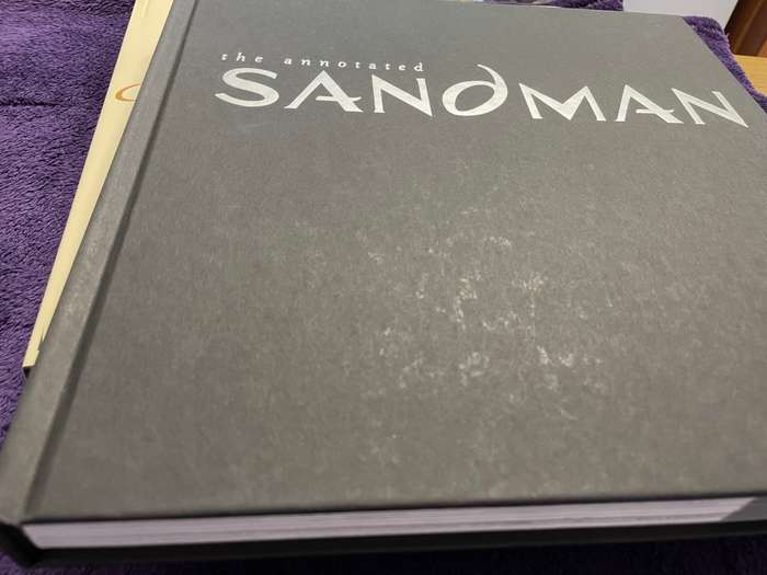 Annotated Sandman Volume 1 & 2 (Hardcover) - Neil Gaiman