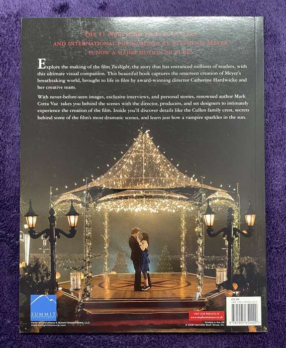 Twilight - The Complete Illustrated Movie Companion by Mark Cotta Vaz (Softcover)