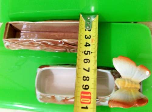 2 ASSORTED CERAMIC VASE  1 WADE England LOOK At My BUY NOW LISTINGS NO WAITING