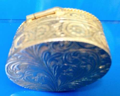 Pill Box porcelain top ROMA Fontana Di Trev *Italy yellow metal