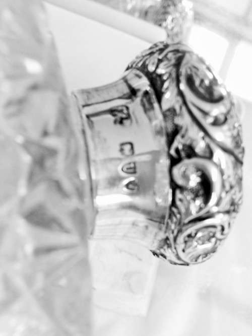 HALLMARKED SILVER COLLAR ON LIFT OFF LID( hallmark pictures)CRYSTAL+STOPPER-PERFUME BOTTLE *damage