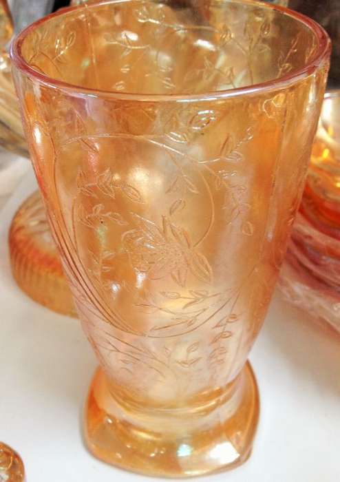 1XJEANNETTE A Glass DEPRESSION MARIGOLD*IRIDESCENT SPARKLES* COUNTRY HOME DECOR*