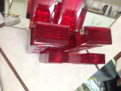 **EXQUISITE**4EMPTY PERFUME BOTTLES*Red Door*GREAT COUNTRY HOME DECOR*L@@KatMy*BUYNOWitemsNO WAITING