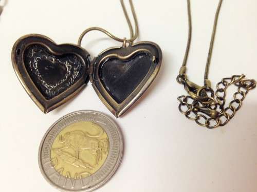 Necklace -LOCKET Heart Double sided hinged+snake Chain gold  tone