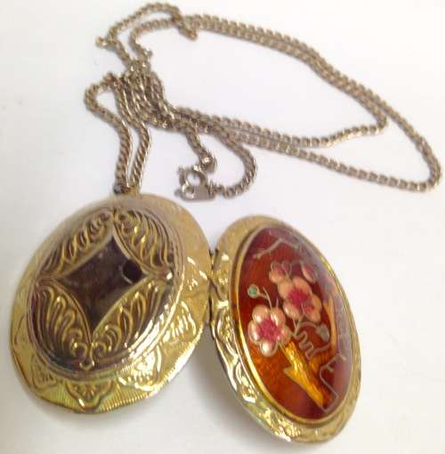 LOCKET+CHAINhasMIRROR plate Loss No Catch Look at My BUY NOW Listings NO WAITING