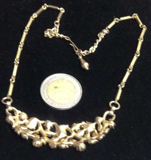 FACINATING Vintage AuroraBorelisCrystalGoldToneMetalLossStonesLOOK At My BUY NOW LISTINGS NO WAITING