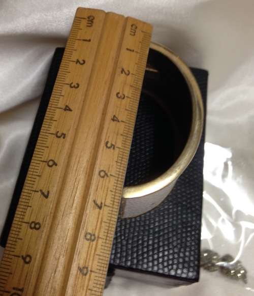 Bangle hinged clamper white faux Skin Black Jewellery box Marcasite clip on earrings