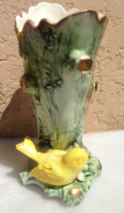 Vase ceramic make UCAGO Gilt lustre Bird figurine LOOK At All My BUY NOW listings NO WAITING
