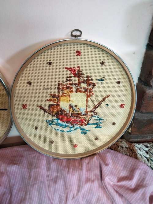 2 Metal tapestry rings 28cm tapestrys Sail ship other Manchester United