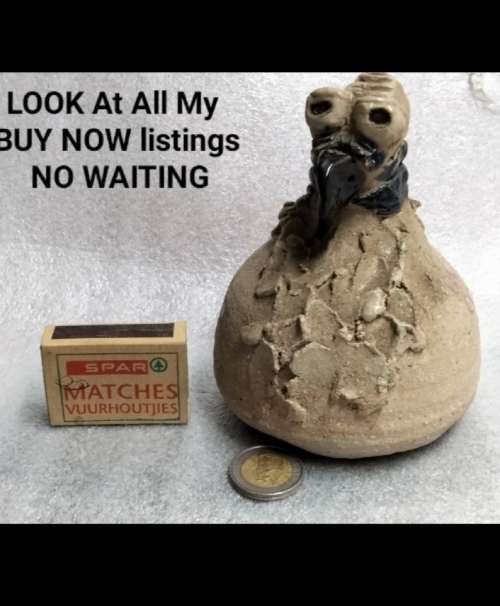 Bespoke art Vulture Pottery  Great sense of humour Unsigned  (In Style of artist Jane Adams)