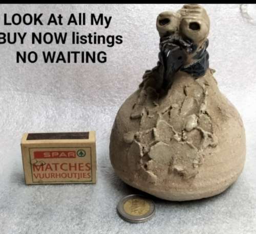 Bespoke art Vulture Pottery  Great sense of humour Unsigned  (In Style of artist Jane Adams)