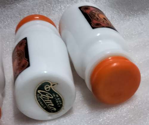 4 Milk glass Condiment bottles Plastic tops ` Como ` Original made in Italy