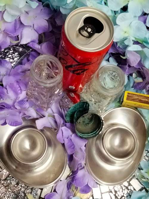 2 Salts hobstar crystal pressed glass+2 stainless steel egg cuptrays