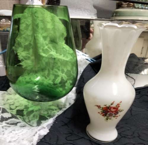 Opaline White cased frilled edges Vase+1 Green Murano Vase Look at my Buy Now listings No Waiting