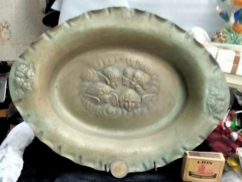 Reynolds Angeles  Dish 4 bun feet  LOOK At My BUY NOW LISTINGS NO WAITING