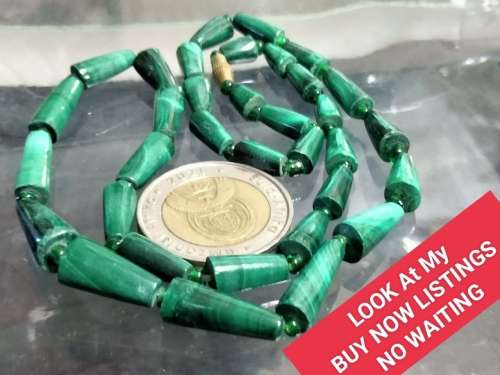 Necklace Malachite SEMI PRECIOUS GEM STONE GREEN Graduating Conical shapes+glass bead spacers Turkey