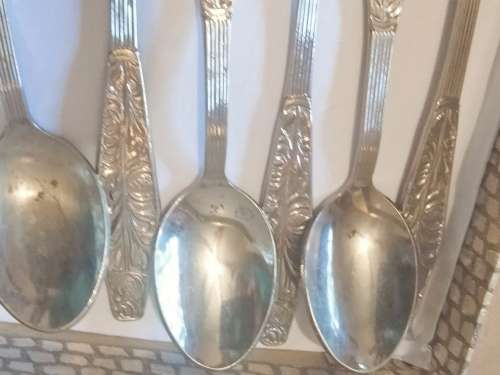 9 items -Novalux Holland 6 Tea Spoons +3 Cake forks+Dutch Box not original