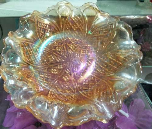 Carnival Glass dish - Frilled scalloped edge* points *Cut Circles  Diamond Pattern Condition perfect