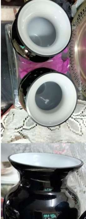 Vases 2 Venitian Glass Black/White cased Hand Blown Look at my Buy Now listings No Waiting