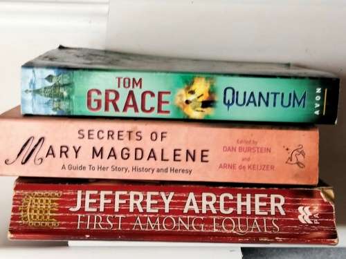3Paper Back Books*All 1 BID LOOK AtMy BUY NOW items NO WAITING