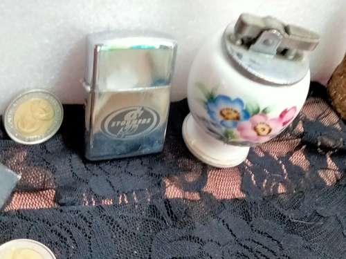 2 LIGHTERs STORMERS STAR +Porcelain table lighter Not Working LOOK At My BUY NOW LISTINGS NO WAITING