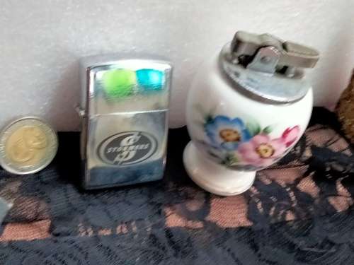 2 LIGHTERs STORMERS STAR +Porcelain table lighter Not Working LOOK At My BUY NOW LISTINGS NO WAITING