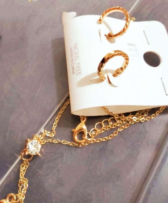 EARRINGS Huggie+ NECKLACE Chain+Clear faceted stone in gold Tone metal  -VTG Style Costume Jewellery