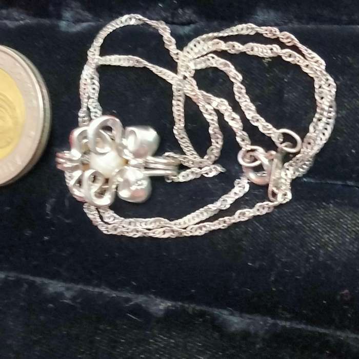 Necklace 18 KGP stamp on Chain bale pearl inside Key Cage 18 KGP LOOK At My BUY NOW NO WAITING