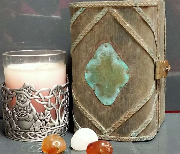 6*ITEMS*Celtic knot PEWTER Candle holder Candle in GLASS Small Treasure chest+3 Semi Precious stones