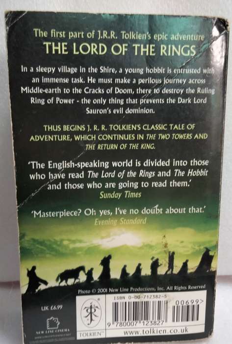 Book Lord of the Rings -fellowship of the rings -JRR Tolkien this film tie-in edition 2001 pre-owned