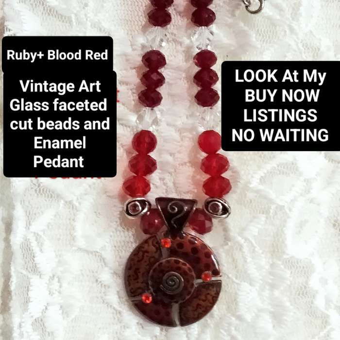 ITALIAN !!!Art Glass faceted Cut Glass Ruby+Red Beads NECKLACE +Enamel Pendant+silver tone Chain