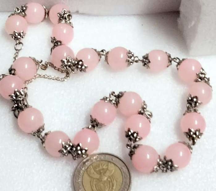 1 NECKLACE - Rose quartz glass beads+spacers metal Chain look at my Buy Now listings - No Waiting