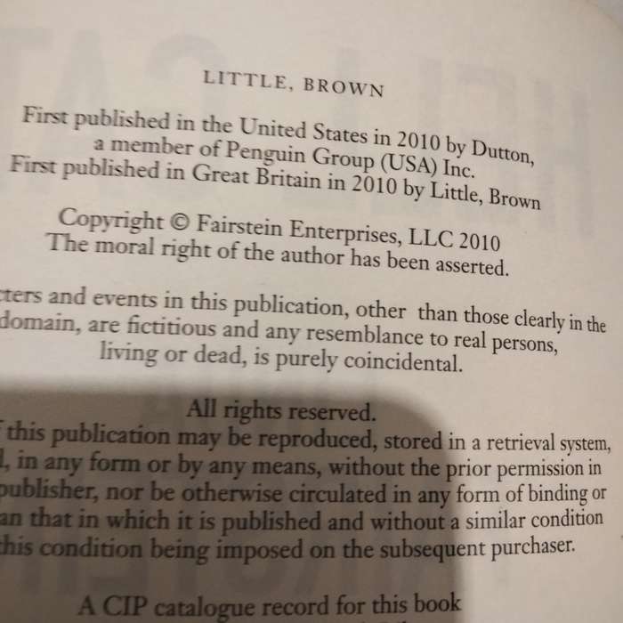Book Hell Gate Linda Fairstein this edition Published 2010 Pre-owned