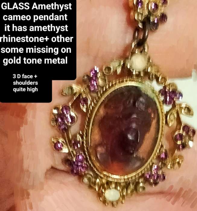 Necklace glass Amethyst 3D head+ shoulder edges Rhinestone Look at my Buy Now listings No Waiting