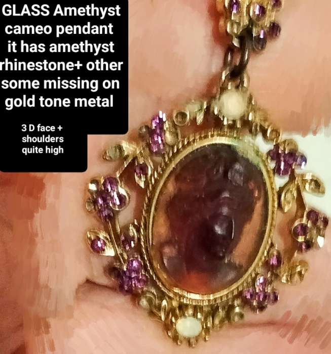 Necklace glass Amethyst 3D head+ shoulder edges Rhinestone Look at my Buy Now listings No Waiting