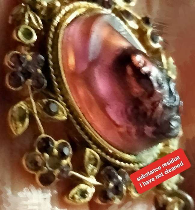 Necklace glass Amethyst 3D head+ shoulder edges Rhinestone Look at my Buy Now listings No Waiting